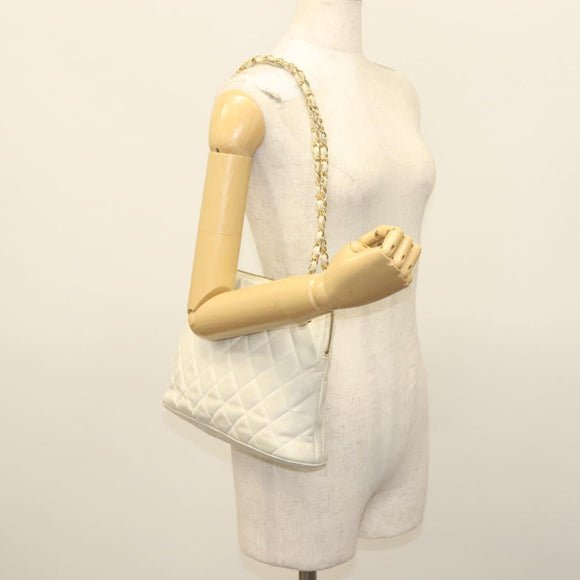CHANEL Matelasse Chain Shoulder Bag Lamb Skin White Gold CC Auth 139015