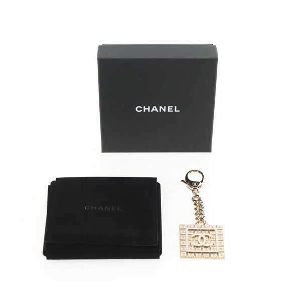CHANEL Key Holder metal Gold CC Auth 139035M