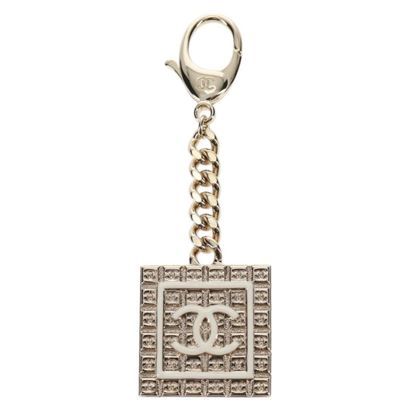 CHANEL Key Holder metal Gold CC Auth 139035M