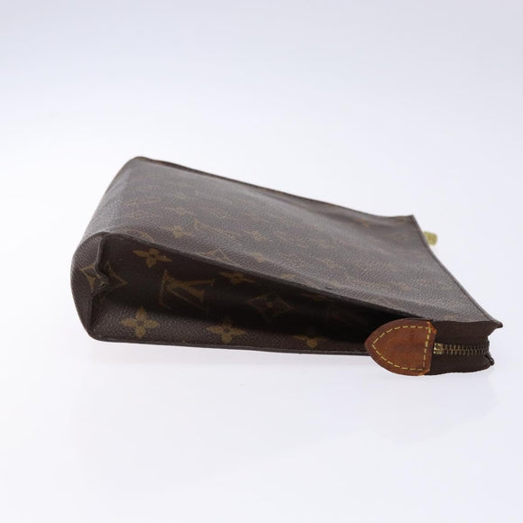 LOUIS VUITTON Monogram Poche Toilette 26 Pouch M47542 LV Auth 139292
