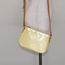 LOUIS VUITTON Monogram Vernis Minna Street Shoulder Bag Perle M91509 Auth 139504-23