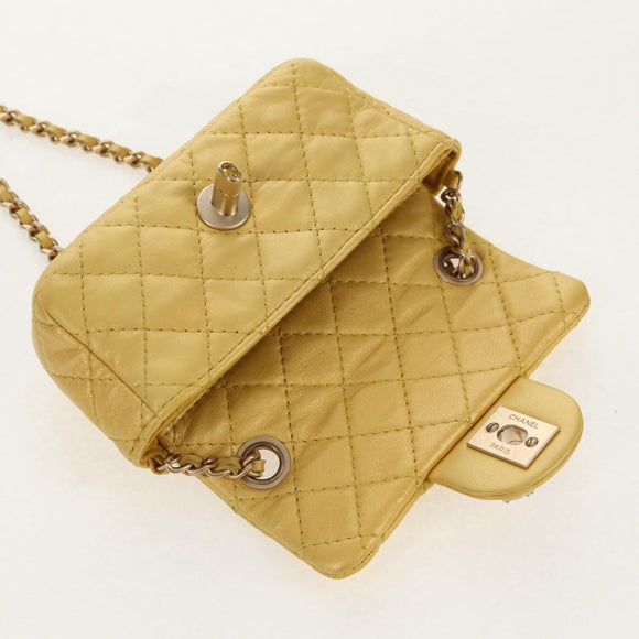CHANEL Chain Matelasse Shoulder Bag Leather Yellow Gold CC Auth 140358M