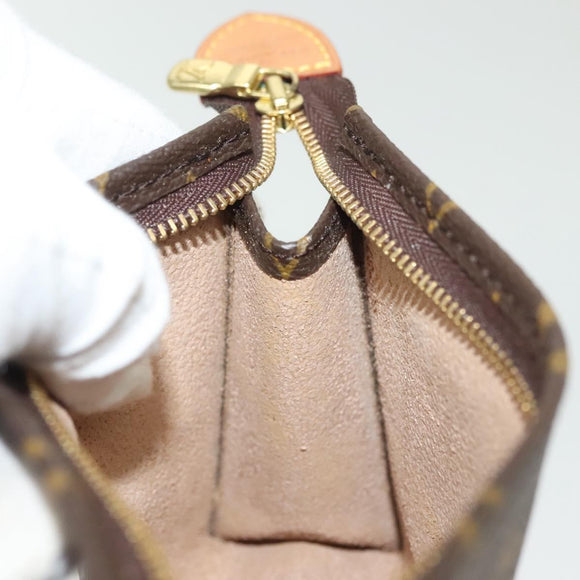 LOUIS VUITTON Monogram Poche Toilette 15 Pouch M47546 LV Auth 140371