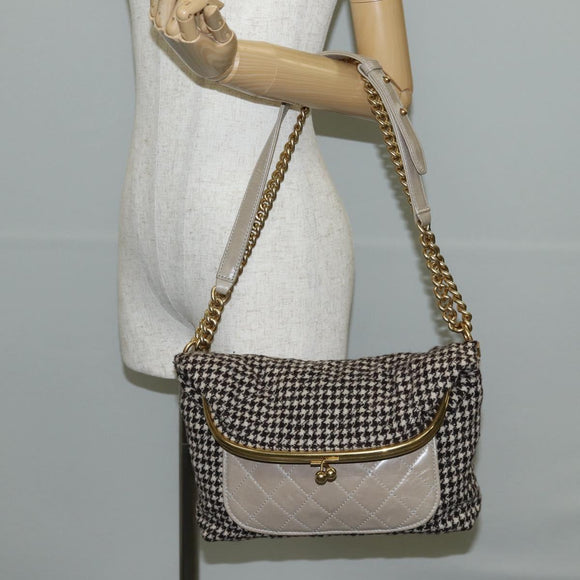 CHANEL Matelasse Chain Shoulder Bag tweed Beige Gold CC Auth 140752V