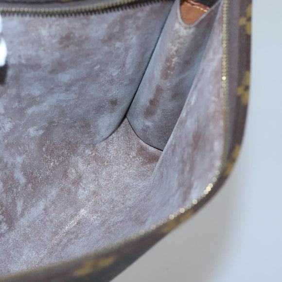 LOUIS VUITTON Monogram Poche Toilette 26 Pouch M47542 LV Auth 140845