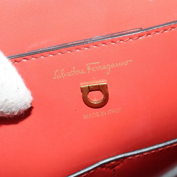 Salvatore Ferragamo Gancini マーゴット Bag Leather 2way Red Gold Auth 140847