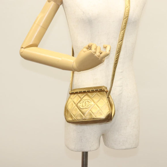 CHANEL Shoulder Bag Lamb Skin Gold CC Auth 140900