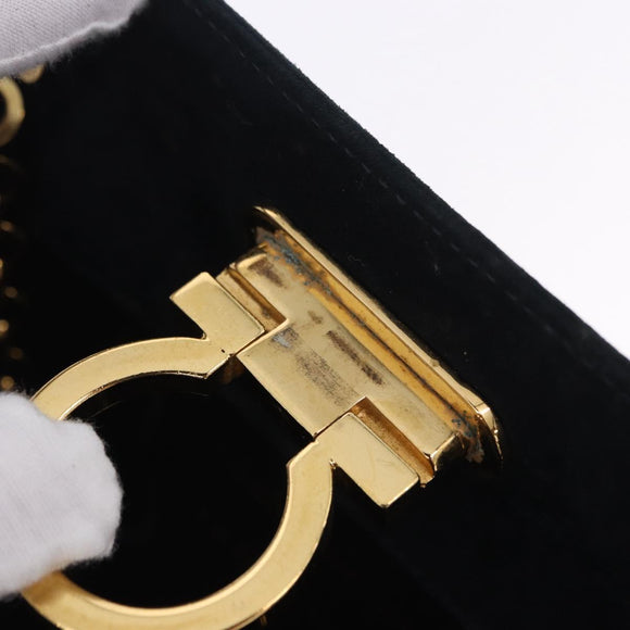 Salvatore Ferragamo Gancini Ketting Schoudertas Suede Zwart Goud Auth 140965