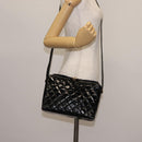 CHANEL Matelasse Shoulder Bag Patent leather Black Gold CC Auth 141133-23