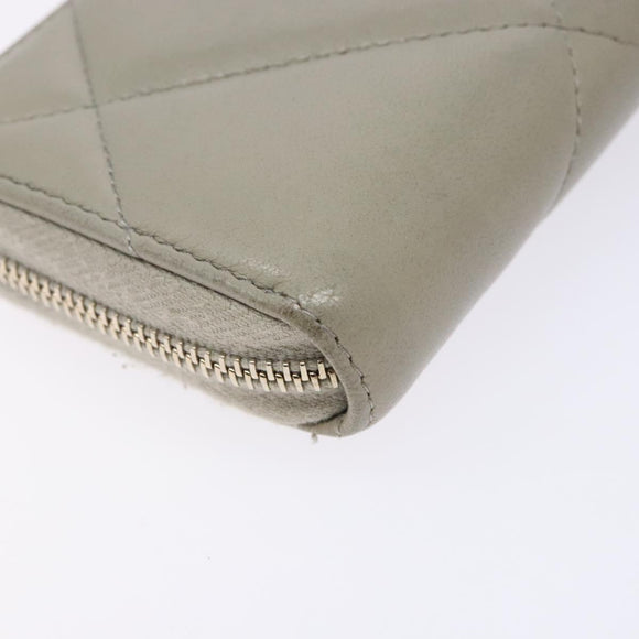 CHANEL Matelasse Wallet Lamb Skin Ivory Gold CC Auth 141169