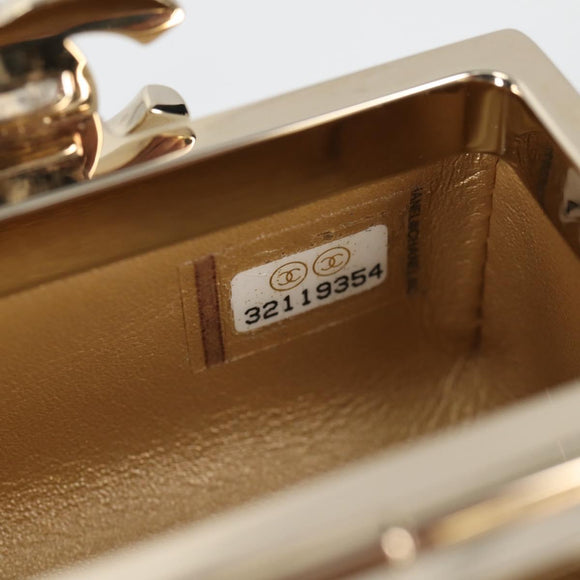 CHANEL Airpods case Earphone case Lamb Skin White CC Auth 141176M