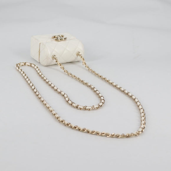 CHANEL Airpods case Earphone case Lamb Skin White CC Auth 141176M