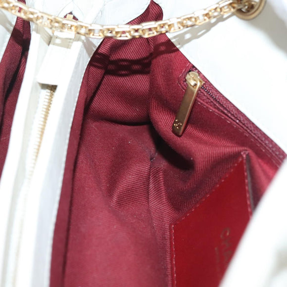 CHANEL Matelasse Chain Shoulder Bag Leather White Gold CC Auth 141392