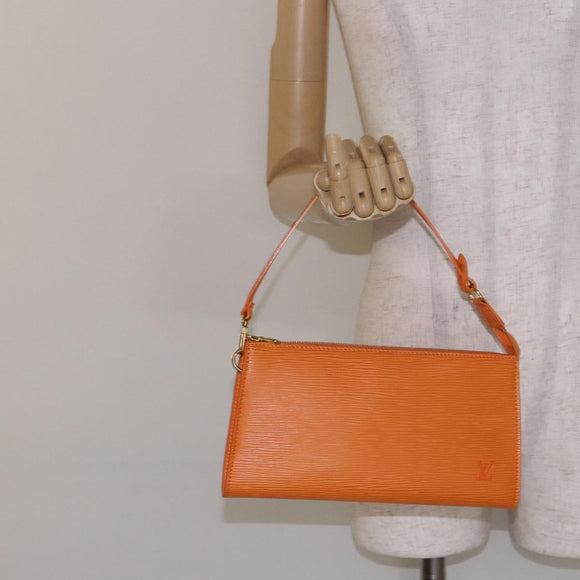 LOUIS VUITTON Epi Pochette Accessoires Pouch Orange Mandarin M5294H Auth 141495