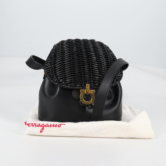 Salvatore Ferragamo Gancini Shoulder Bag Rattan Black Gold Auth 141501V