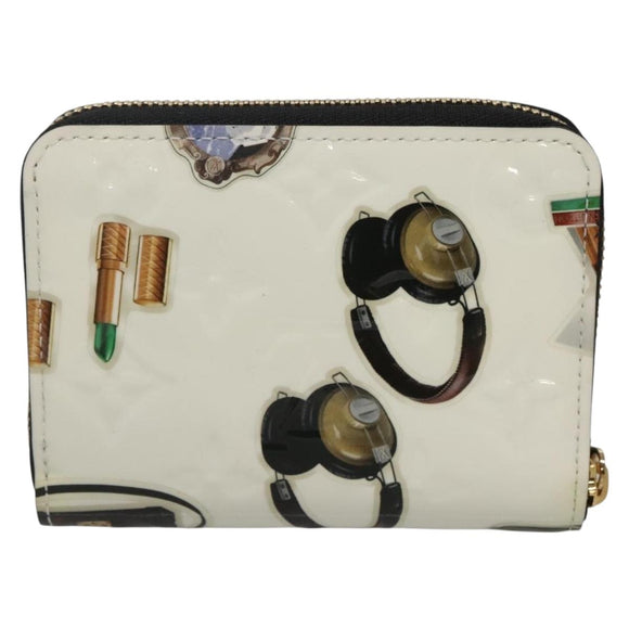 LOUIS VUITTON Vernis Sticker Print Nicola Geschier White M50372 Auth 141690V