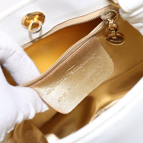 Salvatore Ferragamo Gancini Hand Bag Rattan White Gold Auth 141821