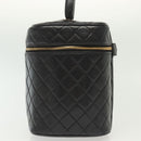 CHANEL Matelasse Vanity Pouch Lamb Skin Black Gold CC Auth 141905-4