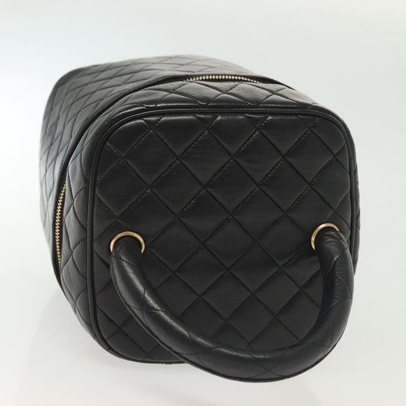 CHANEL Matelasse Vanity Pouch Lamb Skin Black Gold CC Auth 141905