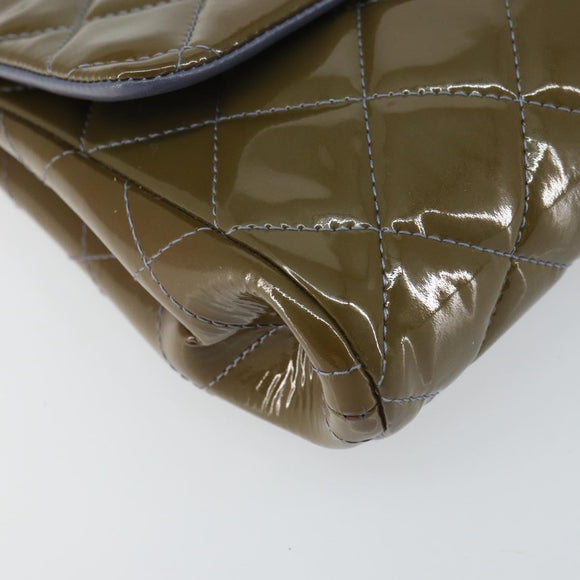 CHANEL Matelasse Chain Shoulder Bag Patent leather Purple Silver CC Auth 142098