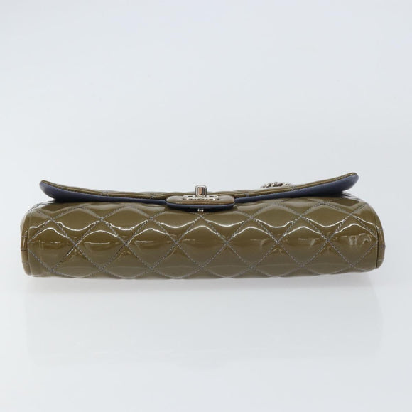 CHANEL Matelasse Chain Shoulder Bag Patent leather Purple Silver CC Auth 142098