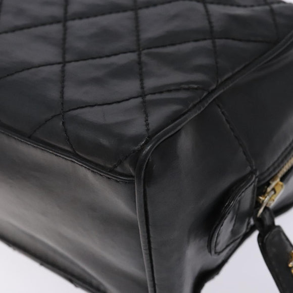 CHANEL Matelasse Pouch Leather Black Gold CC Auth 142115