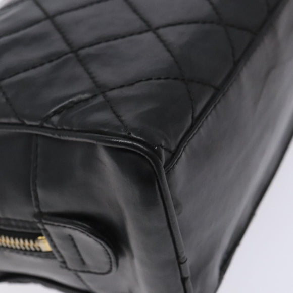 CHANEL Matelasse Pouch Leather Black Gold CC Auth 142115