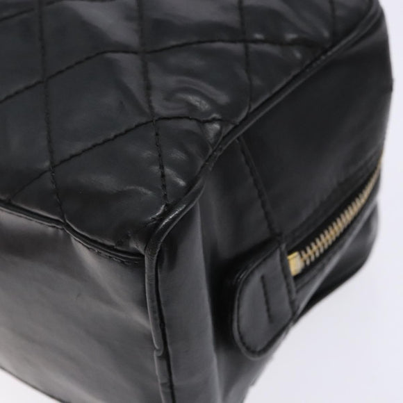 CHANEL Matelasse Pouch Leather Black Gold CC Auth 142115