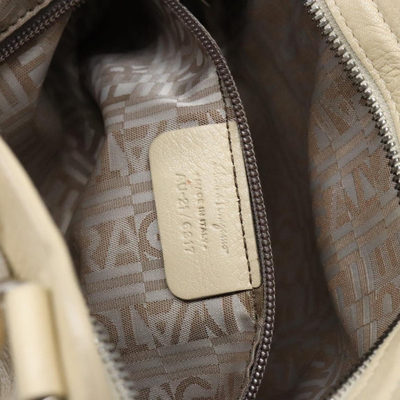 Salvatore Ferragamo Gancini Hand Bag Leather Ivory Silver Auth 142123