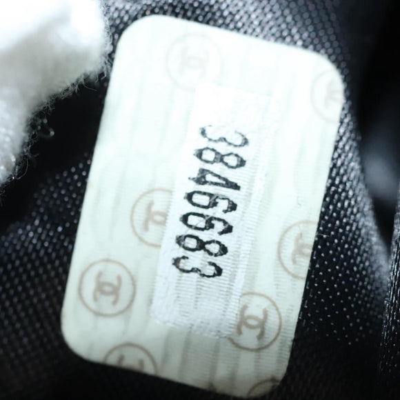 CHANEL Matelasse Waist Bag Caviar Skin Black Gold CC Auth 142308