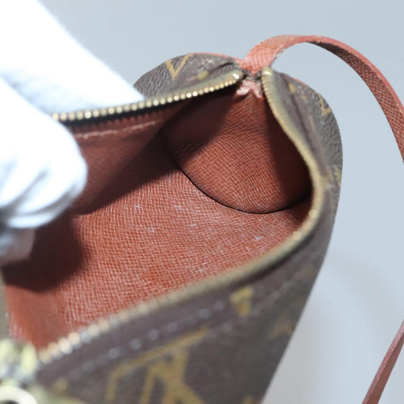 LOUIS VUITTON Monogram Papillon Pouch LV Auth 142327