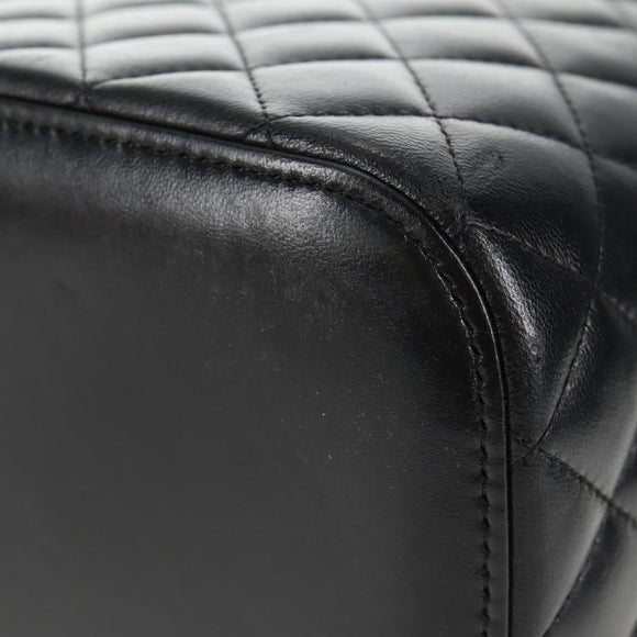 CHANEL Matelasse Vanity Pouch Lamb Skin Black Silver CC Auth 142565M