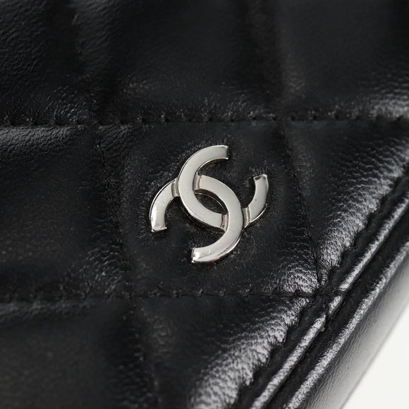 CHANEL Matelasse Vanity Pouch Lamb Skin Black Silver CC Auth 142565M