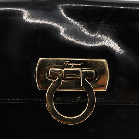 Salvatore Ferragamo Chain Gancini Shoulder Bag Enamel Black Gold Auth 142666