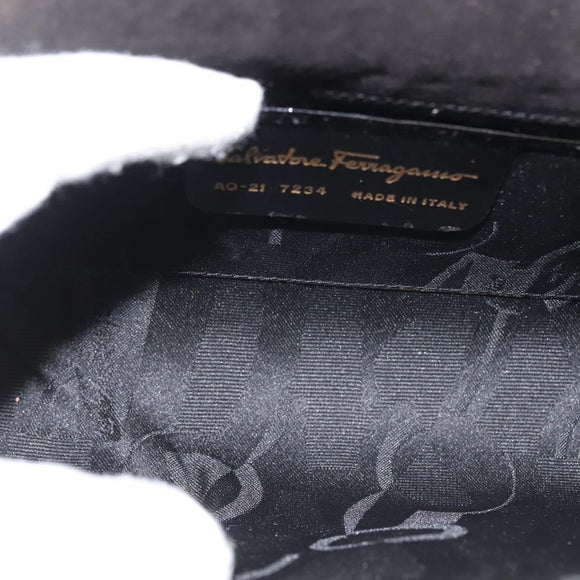 Salvatore Ferragamo Chain Gancini Shoulder Bag Enamel Black Gold Auth 142666