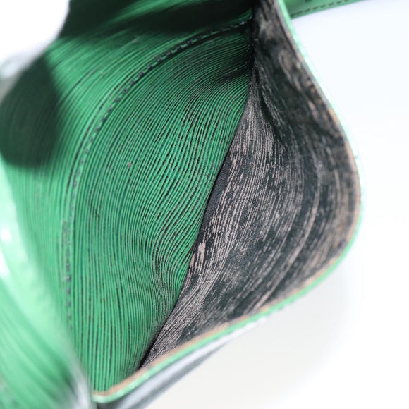 LOUIS VUITTON Epi Danube Shoulder Bag Green M45634 LV Auth 142833