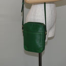 LOUIS VUITTON Epi Danube Shoulder Bag Green M45634 LV Auth 142833-23