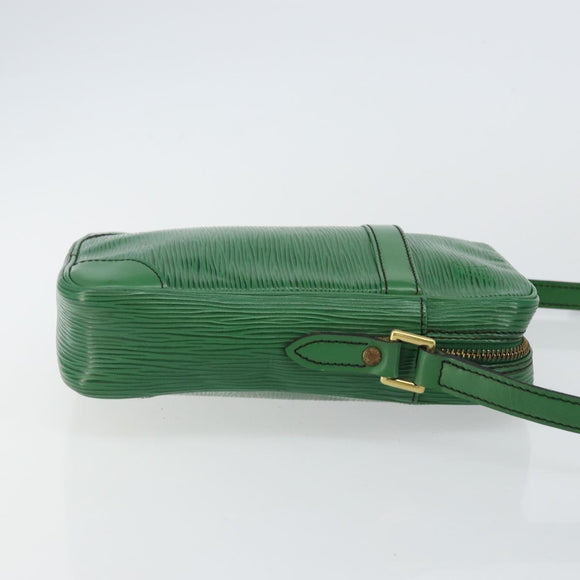 LOUIS VUITTON Epi Danube Shoulder Bag Green M45634 LV Auth 142833