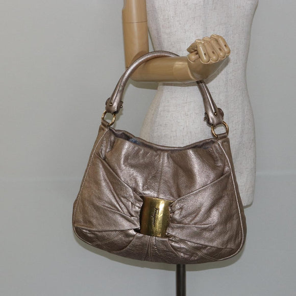 Salvatore Ferragamo Vala Shoulder Bag Leather Beige Gold Auth 142849
