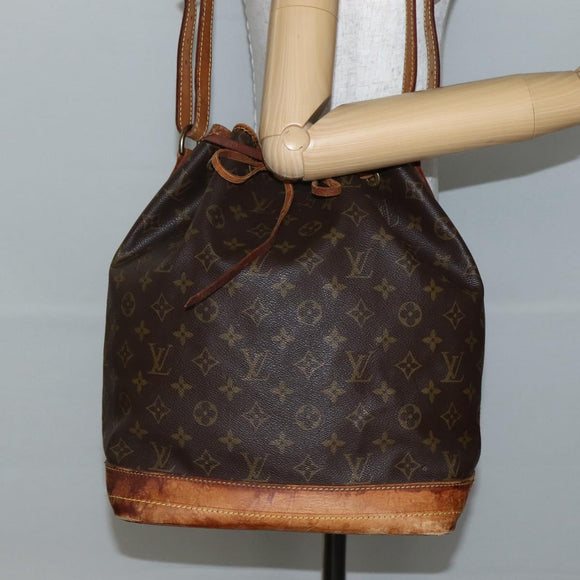 LOUIS VUITTON Monogram Noe Shoulder Bag M42224 LV Auth 142877