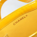 CHANEL Tote Bag Patent leather Yellow Gold CC Auth 142937-14