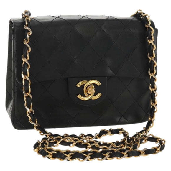 CHANEL Matelasse Chain Shoulder Bag Lamb Skin Black Gold CC Auth 142988V