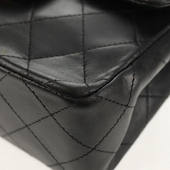 CHANEL Matelasse Chain Shoulder Bag Lamb Skin Black Gold CC Auth 142988V