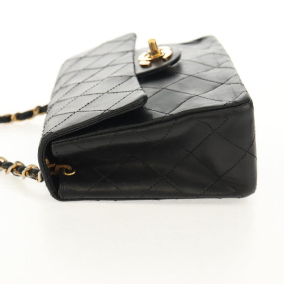CHANEL Matelasse Chain Shoulder Bag Lamb Skin Black Gold CC Auth 142988V