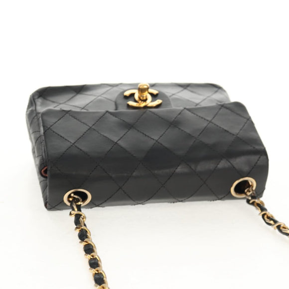 CHANEL Matelasse Chain Shoulder Bag Lamb Skin Black Gold CC Auth 142988V