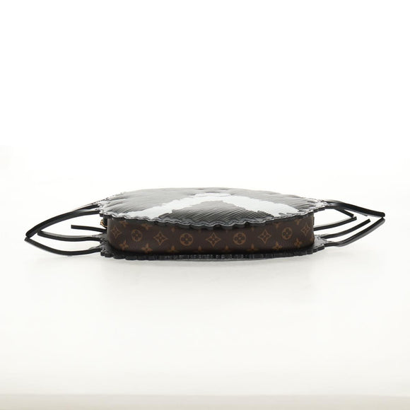 LOUIS VUITTON Epi Cat Face Pochette Shoulder Bag Gray LV Auth 143170M