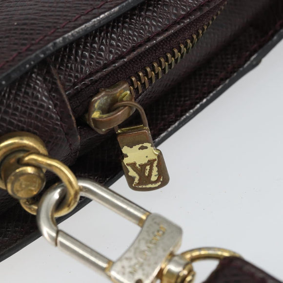 LOUIS VUITTON Taiga Baikal Clutch Bag Acajou M30186 LV Auth 143227