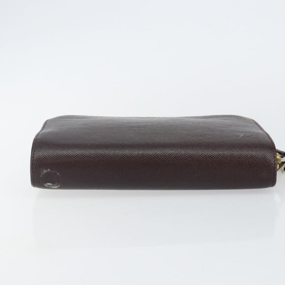 LOUIS VUITTON Taiga Baikal Clutch Bag Acajou M30186 LV Auth 143227