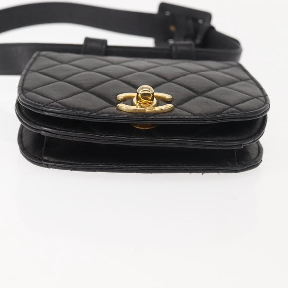CHANEL Matelasse Waist bag Lamb Skin Black Gold CC Auth 143653