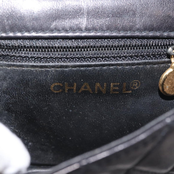 CHANEL Matelasse Waist bag Lamb Skin Black Gold CC Auth 143653